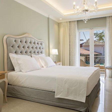 Vk Luxury Suites - Private Parking - Adults Only نيدري المظهر الخارجي الصورة