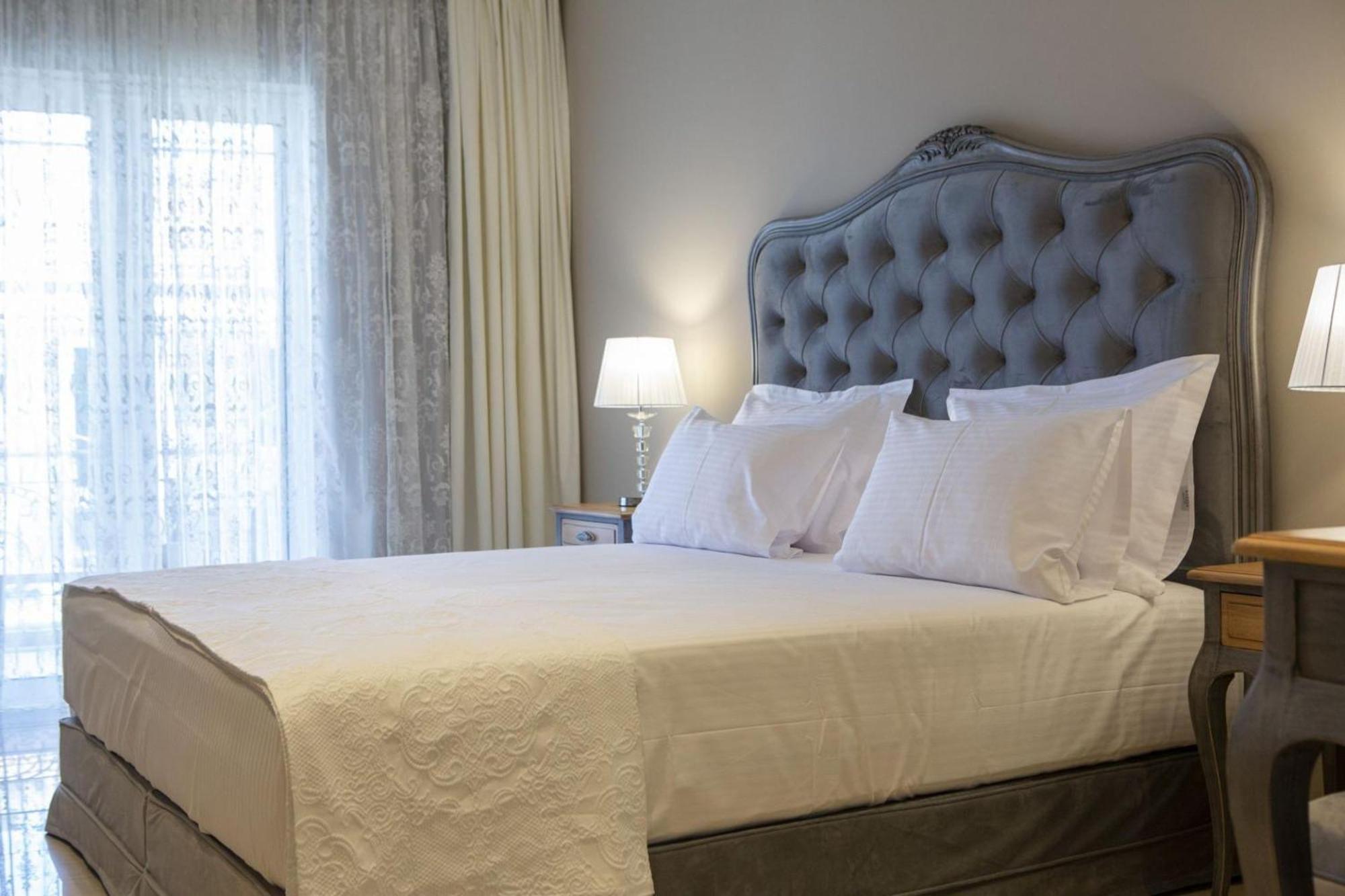 Vk Luxury Suites - Private Parking - Adults Only نيدري المظهر الخارجي الصورة
