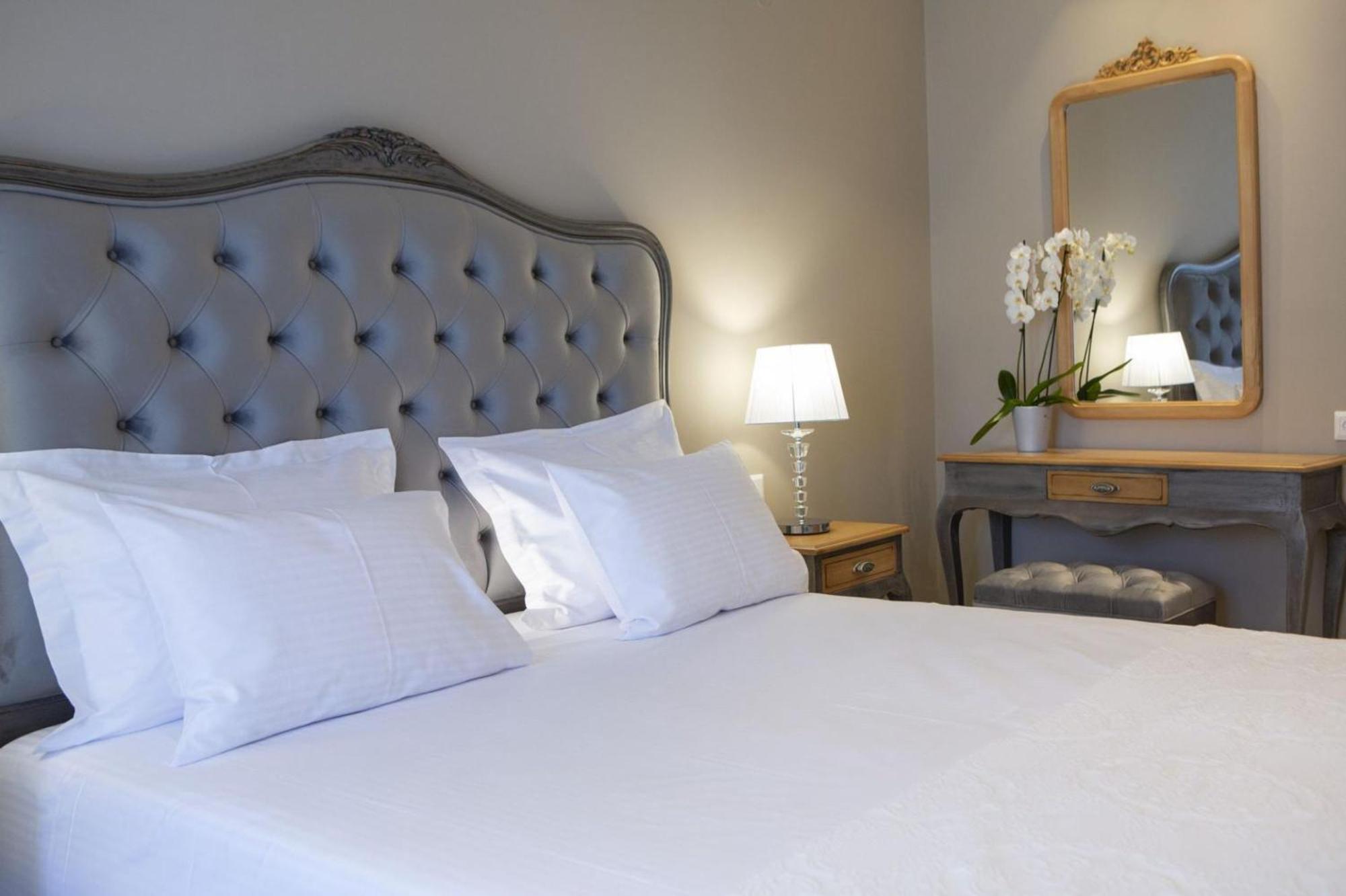 Vk Luxury Suites - Private Parking - Adults Only نيدري المظهر الخارجي الصورة